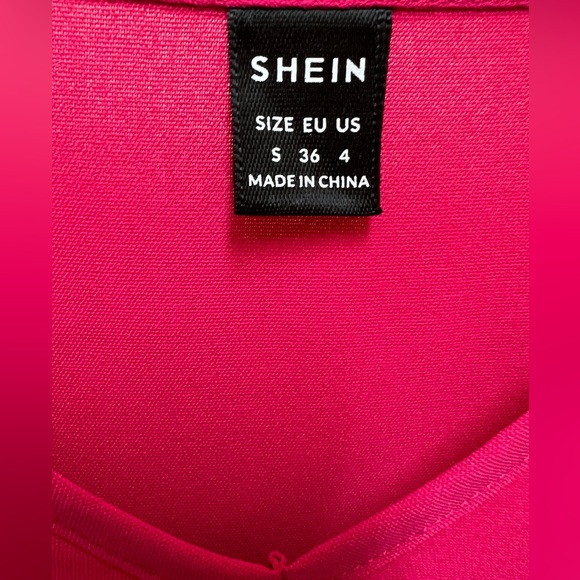 🩷 NWOT! Fucshia Peplum Blouse - Picture 6 of 7